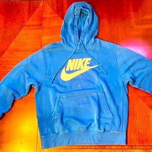 Nike Men’s Blue Logo Hoodie 
Size : Medium